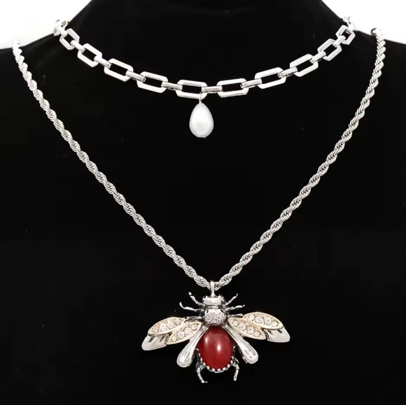 Silver and Red Bee 🐝Pendant Necklace - Picture 4 of 5